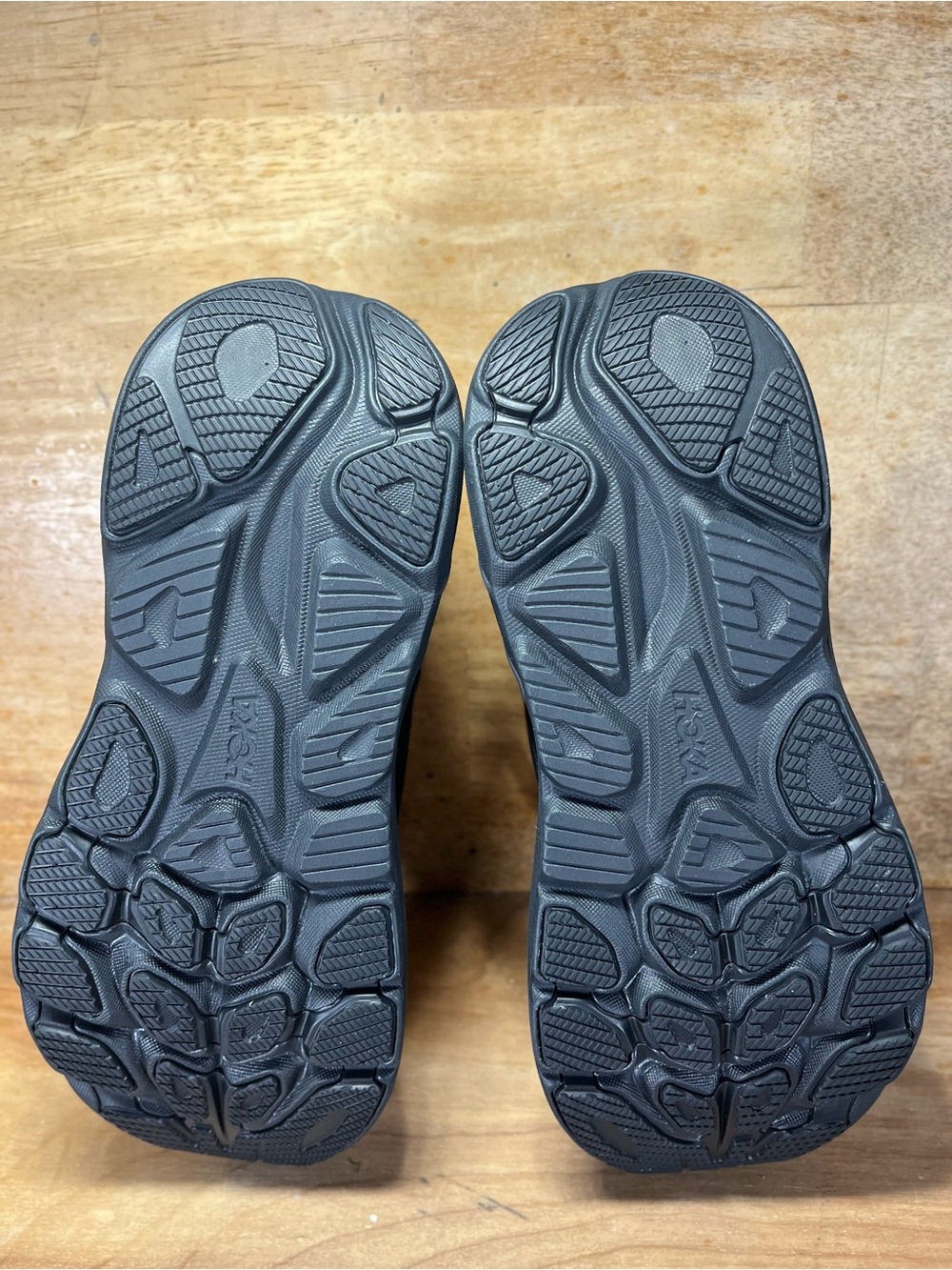 NEW Hoka One One Clifton 10 Womens Size 6.5 Running Shoes Sneakers Triple Black - Picture 8 of 10